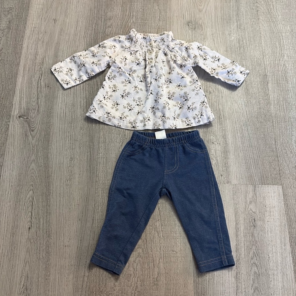 Carters Two Piece Outfit